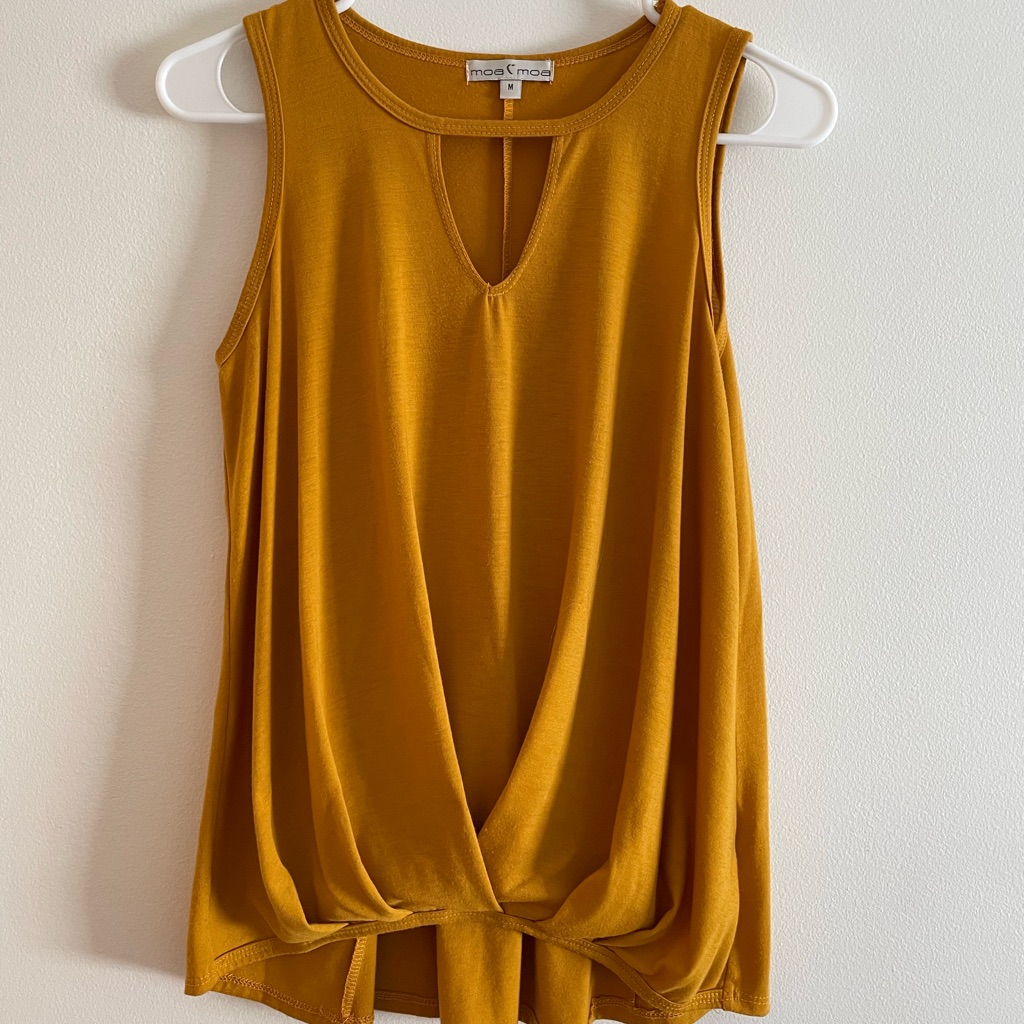 Moa Moa Sleeveless Blouse